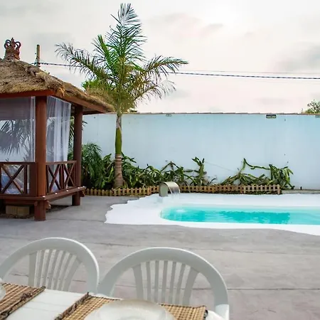 Tailan Con Piscina Y Jacuzzi Privado فيلة شيكلانا دي لا فرونتيرا