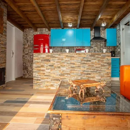 Tailan Con Piscina Y Jacuzzi Privado Villa *